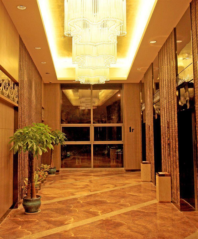 Gleetour Maya Hotel Ухань Екстер'єр фото