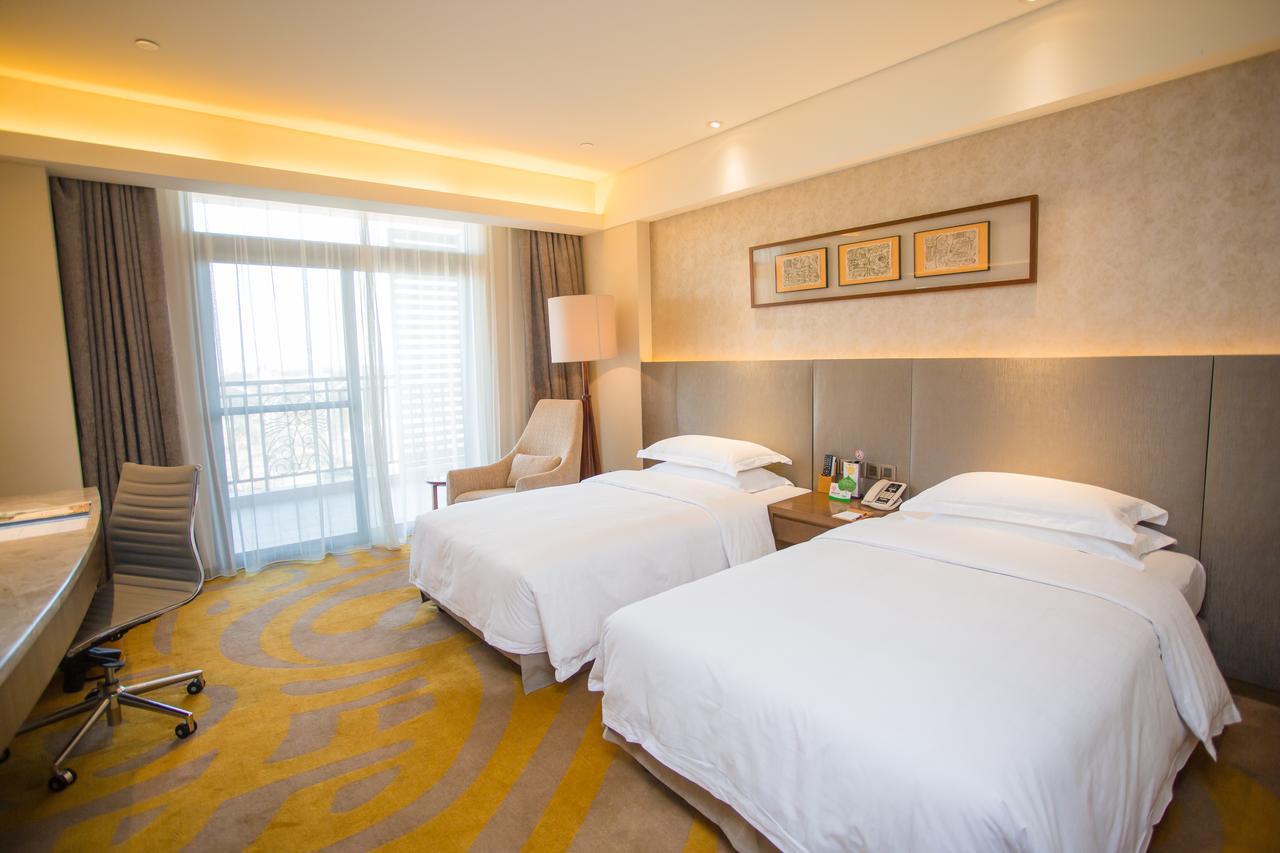 Gleetour Maya Hotel Ухань Екстер'єр фото